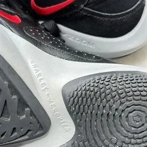 Men’s Nike Zoom Freak 2 size 9 Black, gray,white and red lace ups Size 9 - Nike Zoom Freak 2 Bred for sale online | eBay main image 3